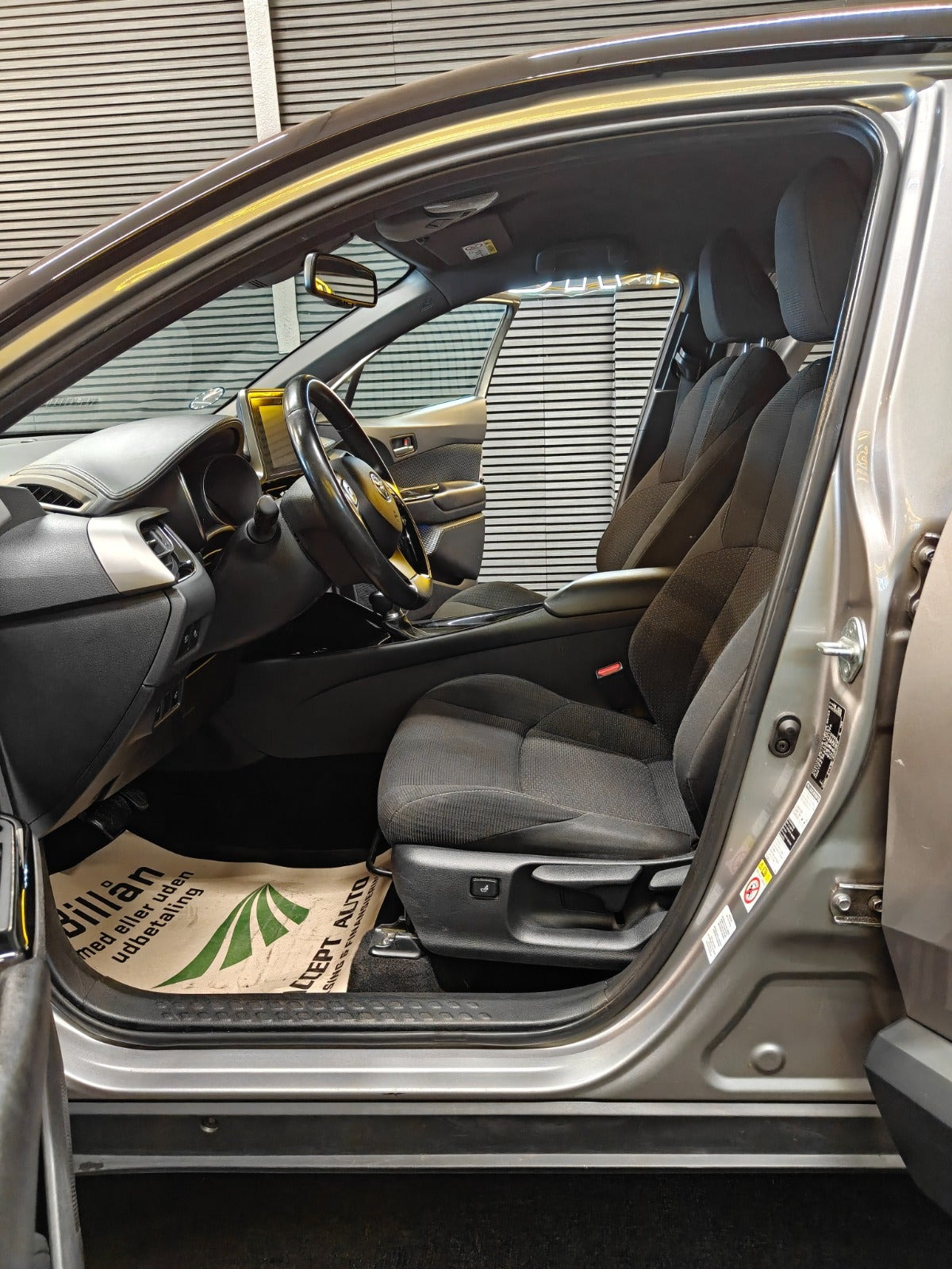 undefined Toyota C-HR fra 2019