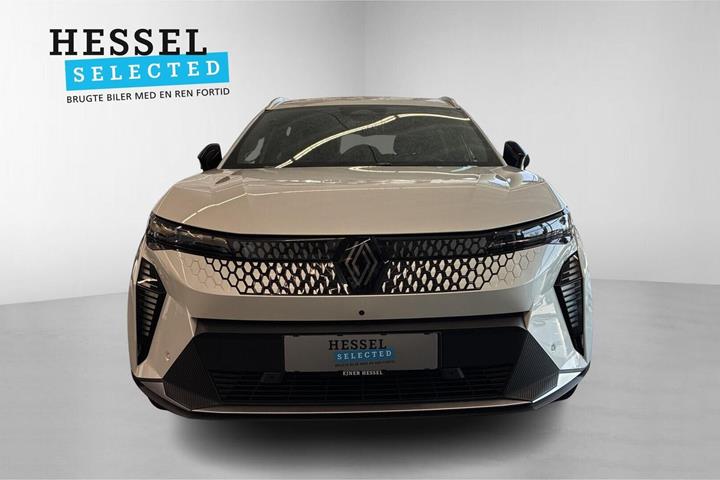 Hvid Renault Scenic E-Tech fra 2025