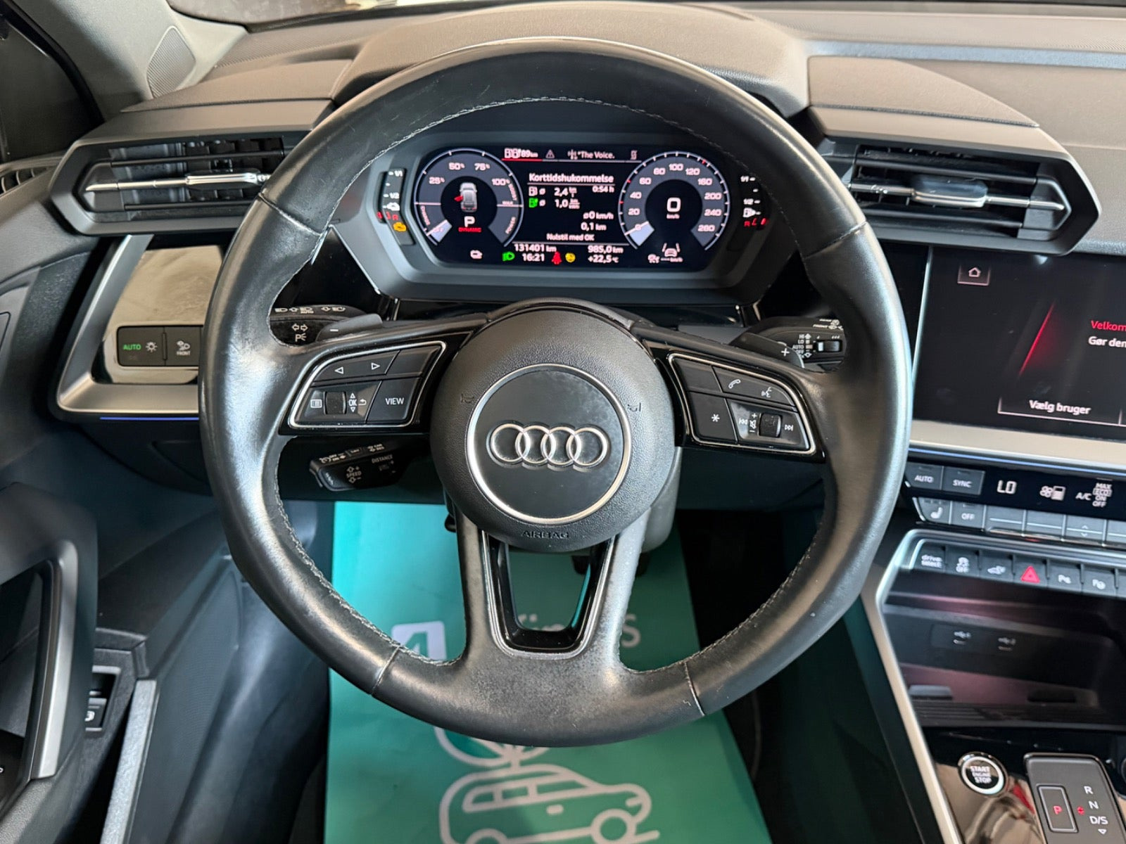Grå Audi A3 fra 2022