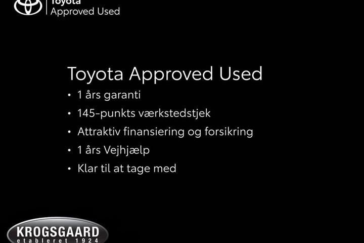 Sølv Toyota Yaris fra 2025