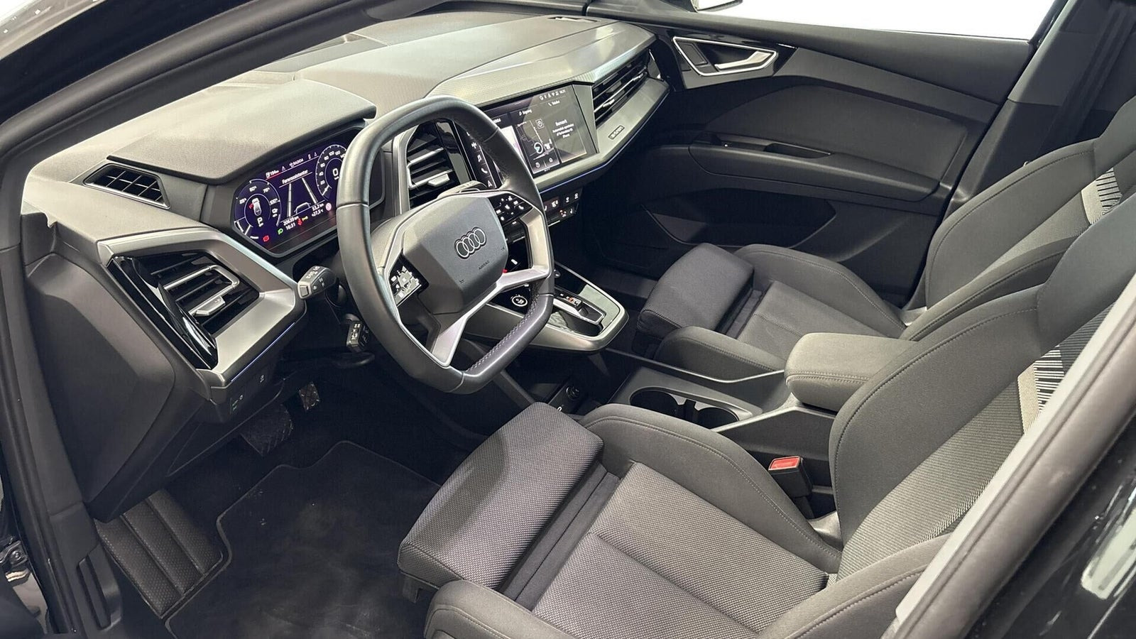 Sort Audi Q4 e-tron fra 2025