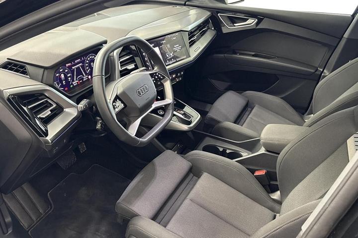 Sort Audi Q4 e-tron fra 2025