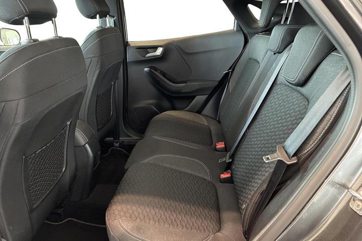 Grå Ford Puma fra 2020