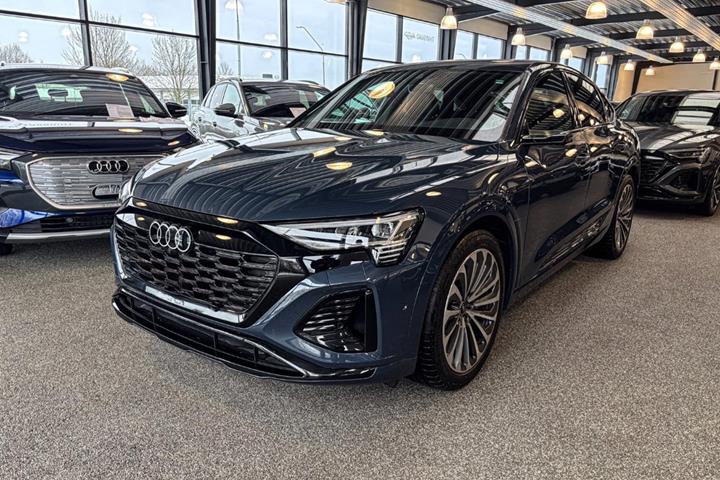undefined Audi Q8 e-tron fra 2025 set udefra