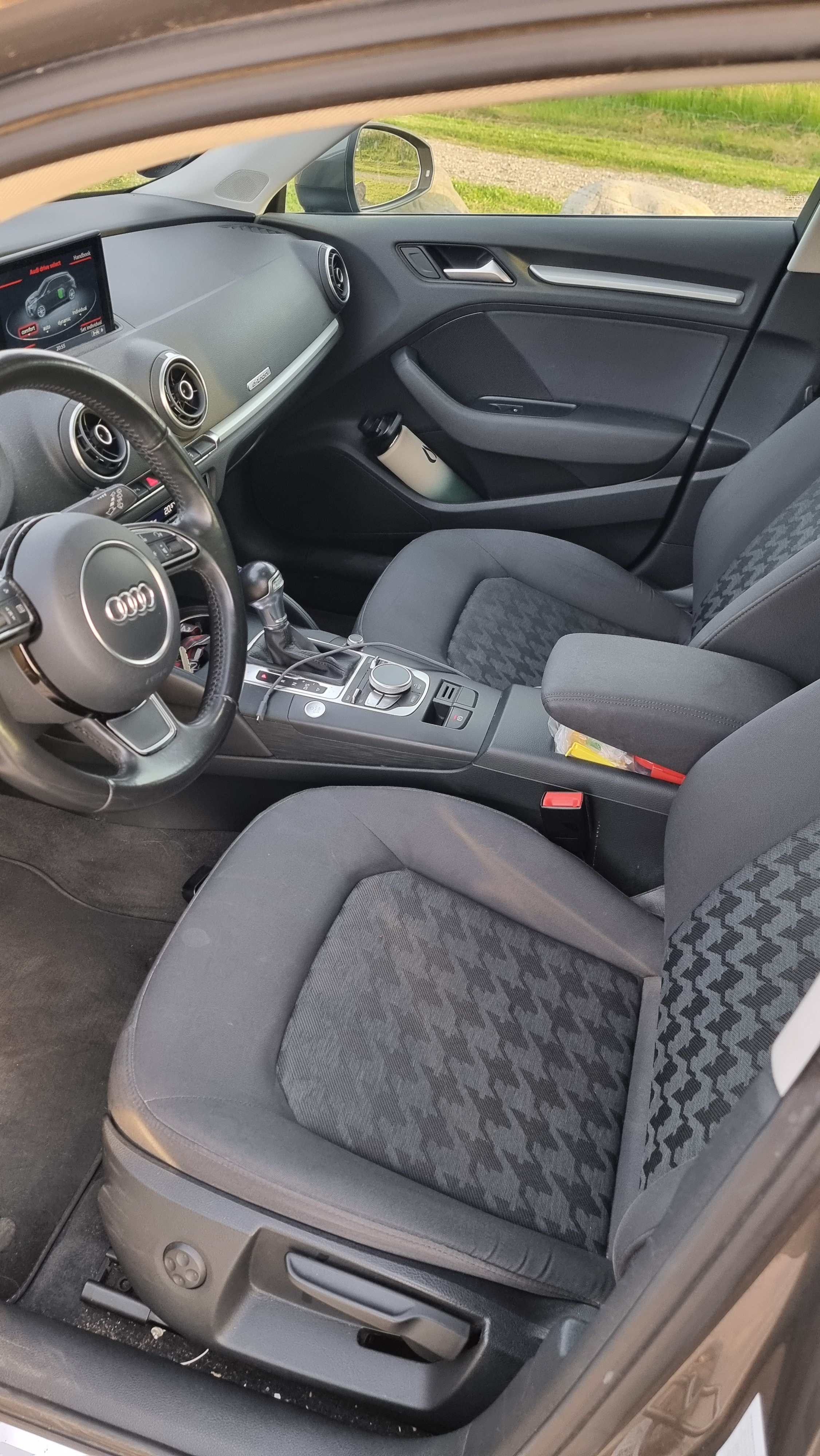 Grå Audi A3 Sportback fra 2015