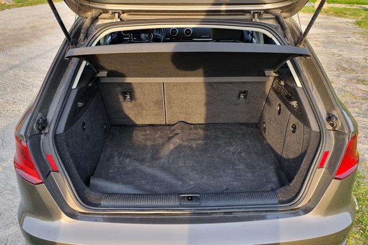 Grå Audi A3 Sportback fra 2015