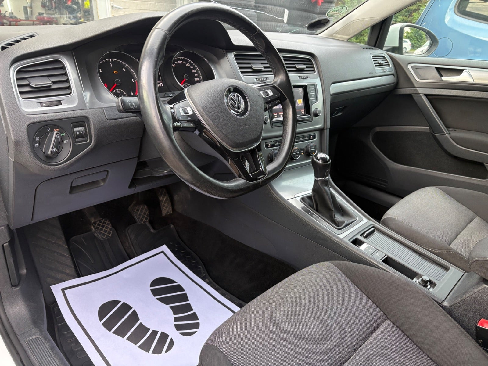 Grøn VW Golf VII fra 2014