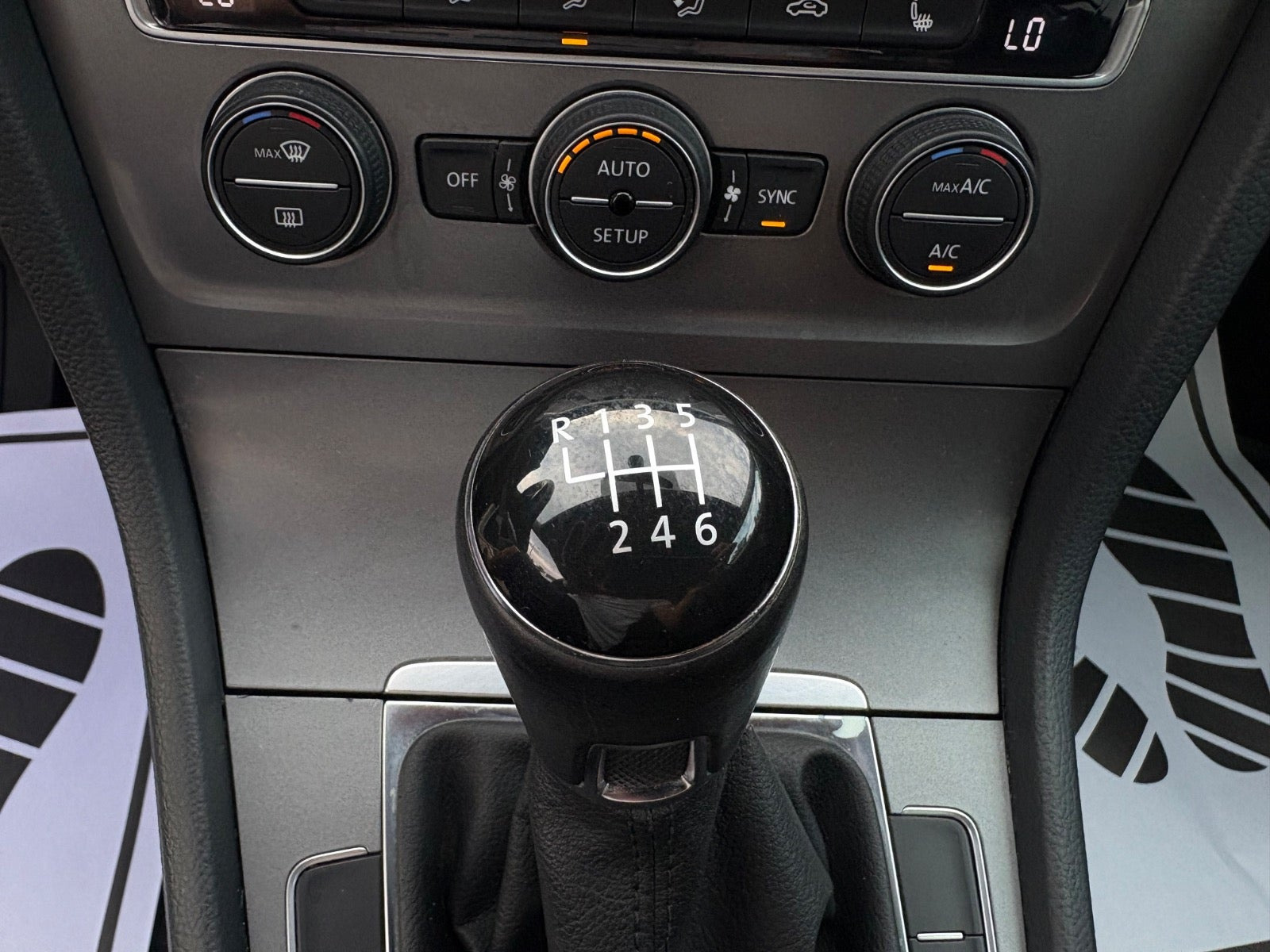 Grøn VW Golf VII fra 2014