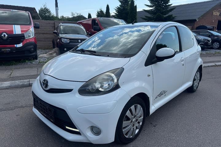undefined Toyota Aygo fra 2012 set udefra