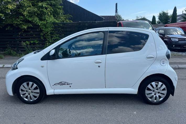 undefined Toyota Aygo fra 2012