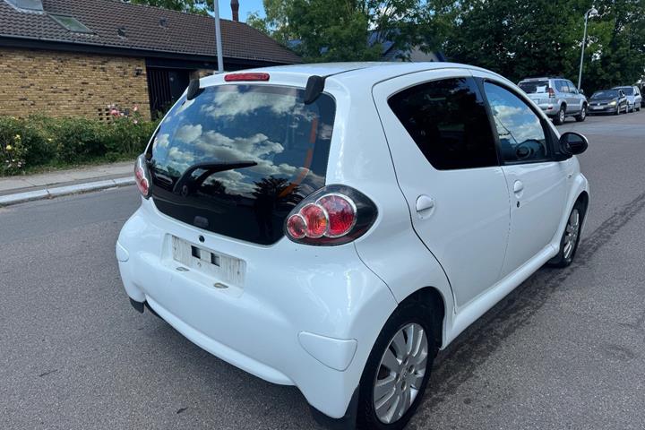undefined Toyota Aygo fra 2012