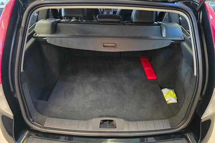 Sort Volvo V50 fra 2011