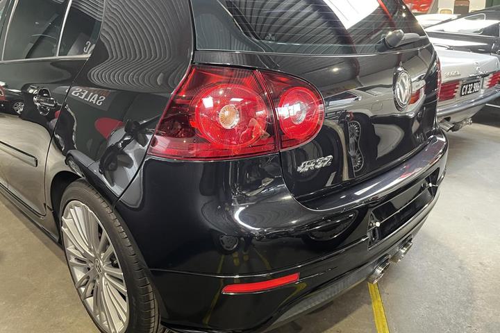 Sort VW Golf fra 2007