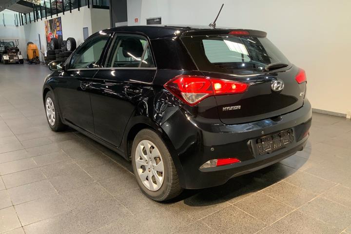 Sort Hyundai i20 fra 2017