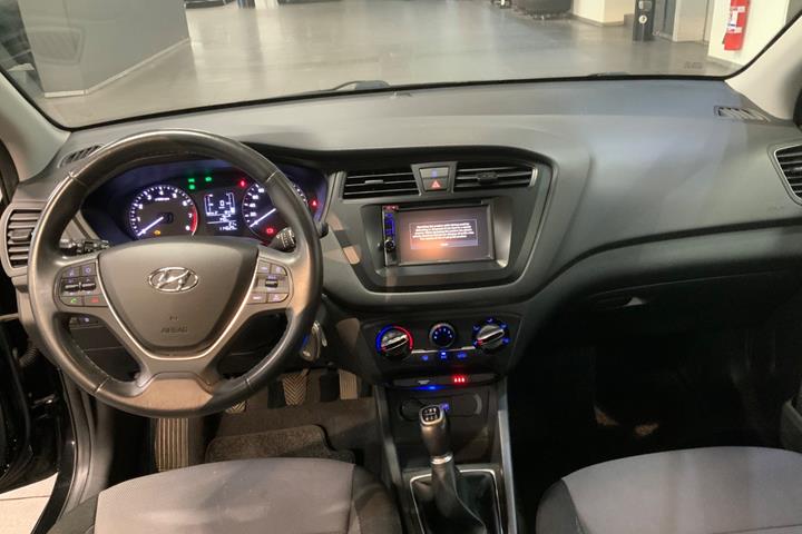 Sort Hyundai i20 fra 2017
