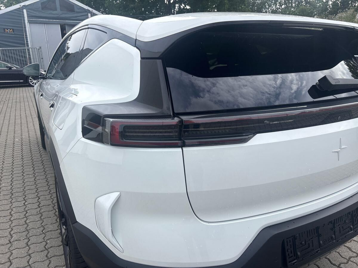 Hvid Polestar 3 fra 2024