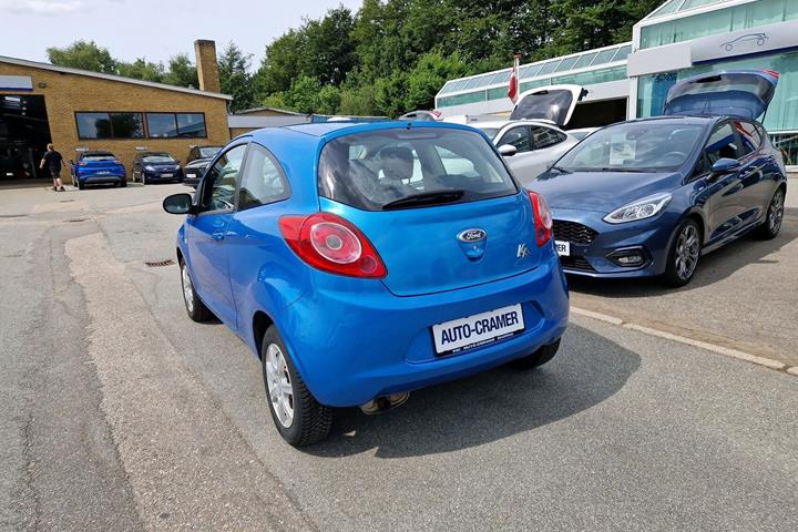 Blå Ford Ka fra 2015