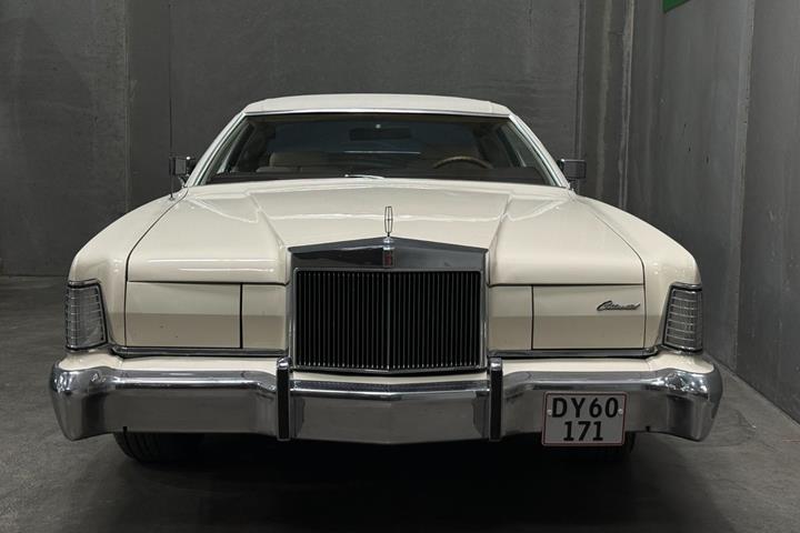 undefined Ford Lincoln Continental fra 1972