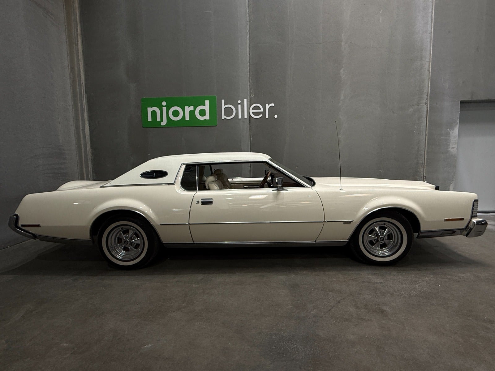 undefined Ford Lincoln Continental fra 1972