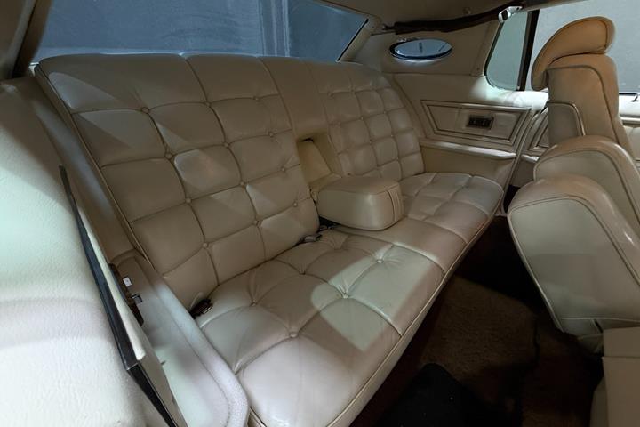 undefined Ford Lincoln Continental fra 1972