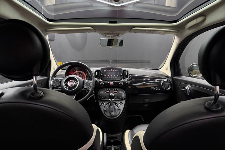 Sort Fiat 500 fra 2018