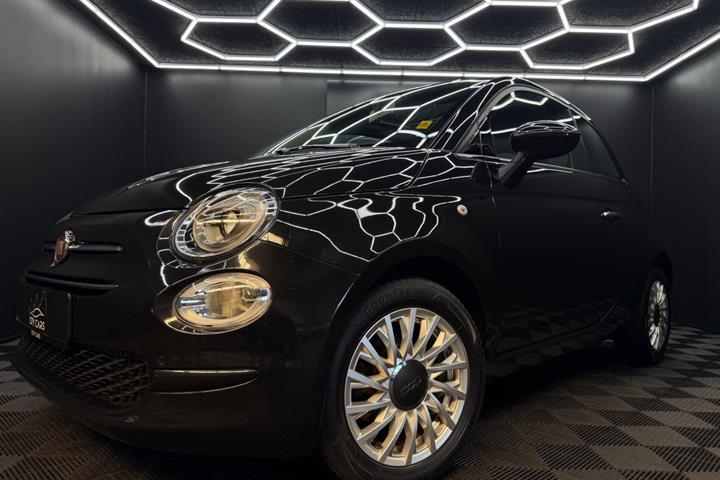Sort Fiat 500 fra 2018