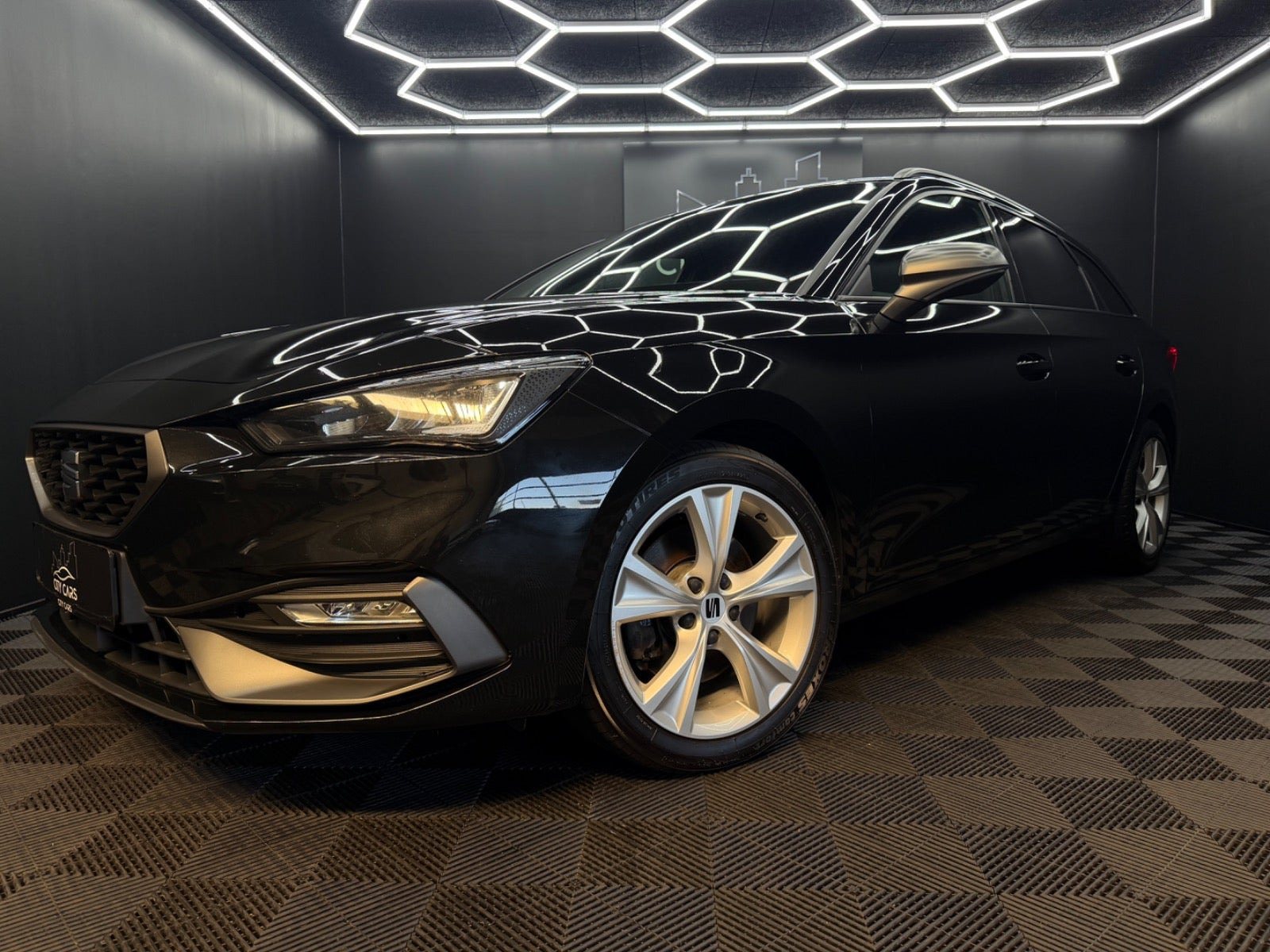 Sort Seat Leon fra 2021