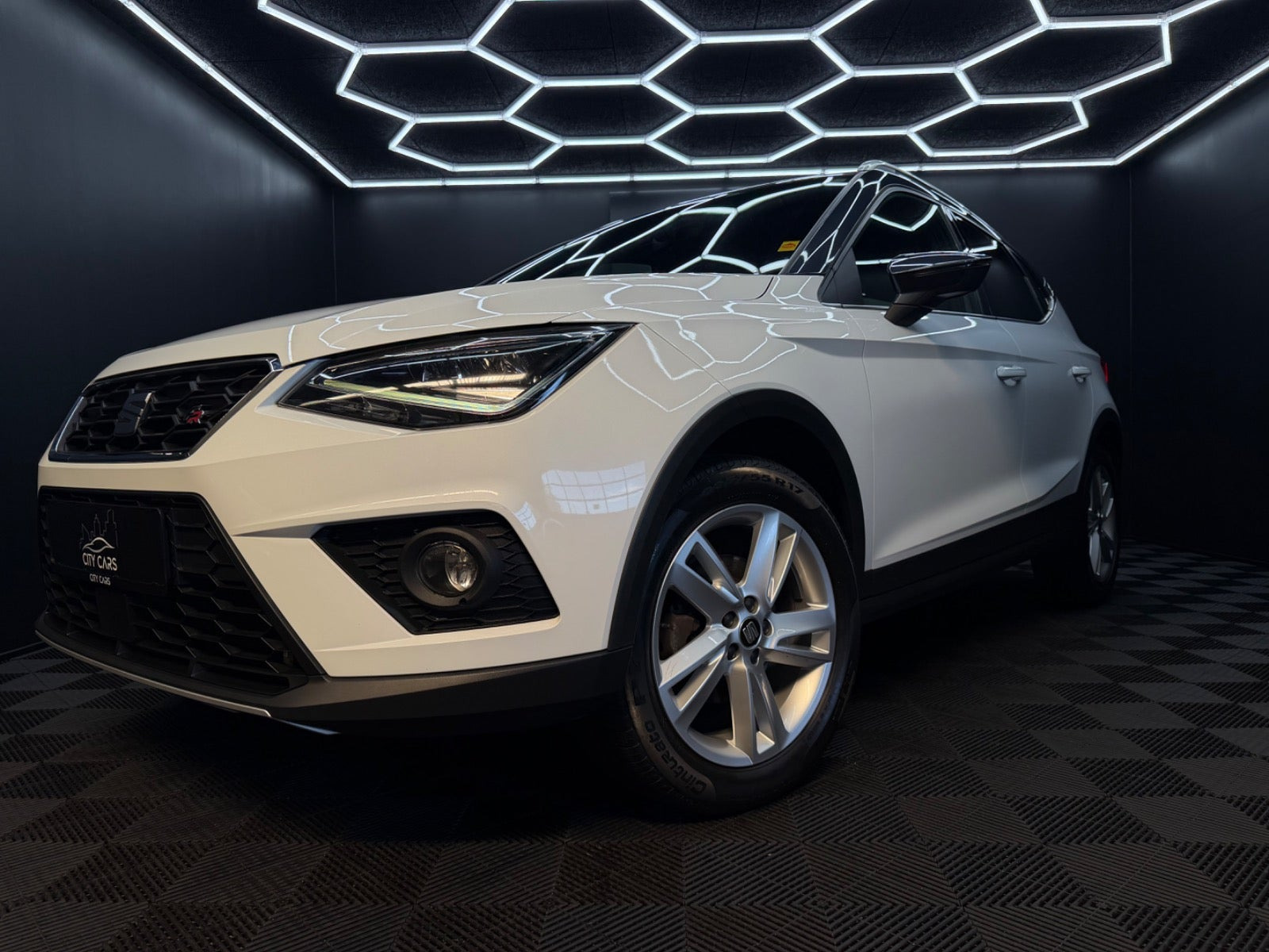 Hvid Seat Arona fra 2019