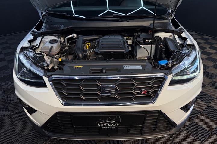Hvid Seat Arona fra 2019