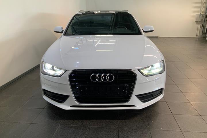 Hvid Audi A4 fra 2014