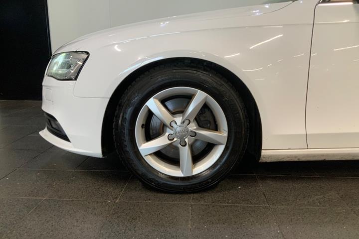 Hvid Audi A4 fra 2014