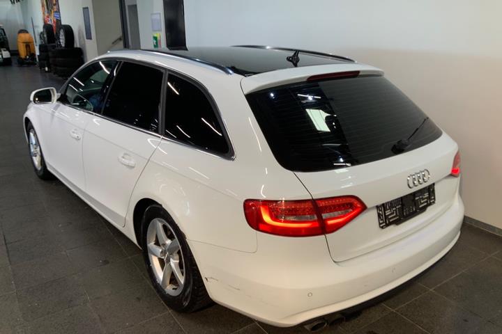 Hvid Audi A4 fra 2014