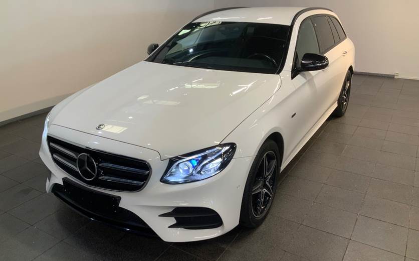 Mercedes E300 de 2,0 AMG Line stc. aut.