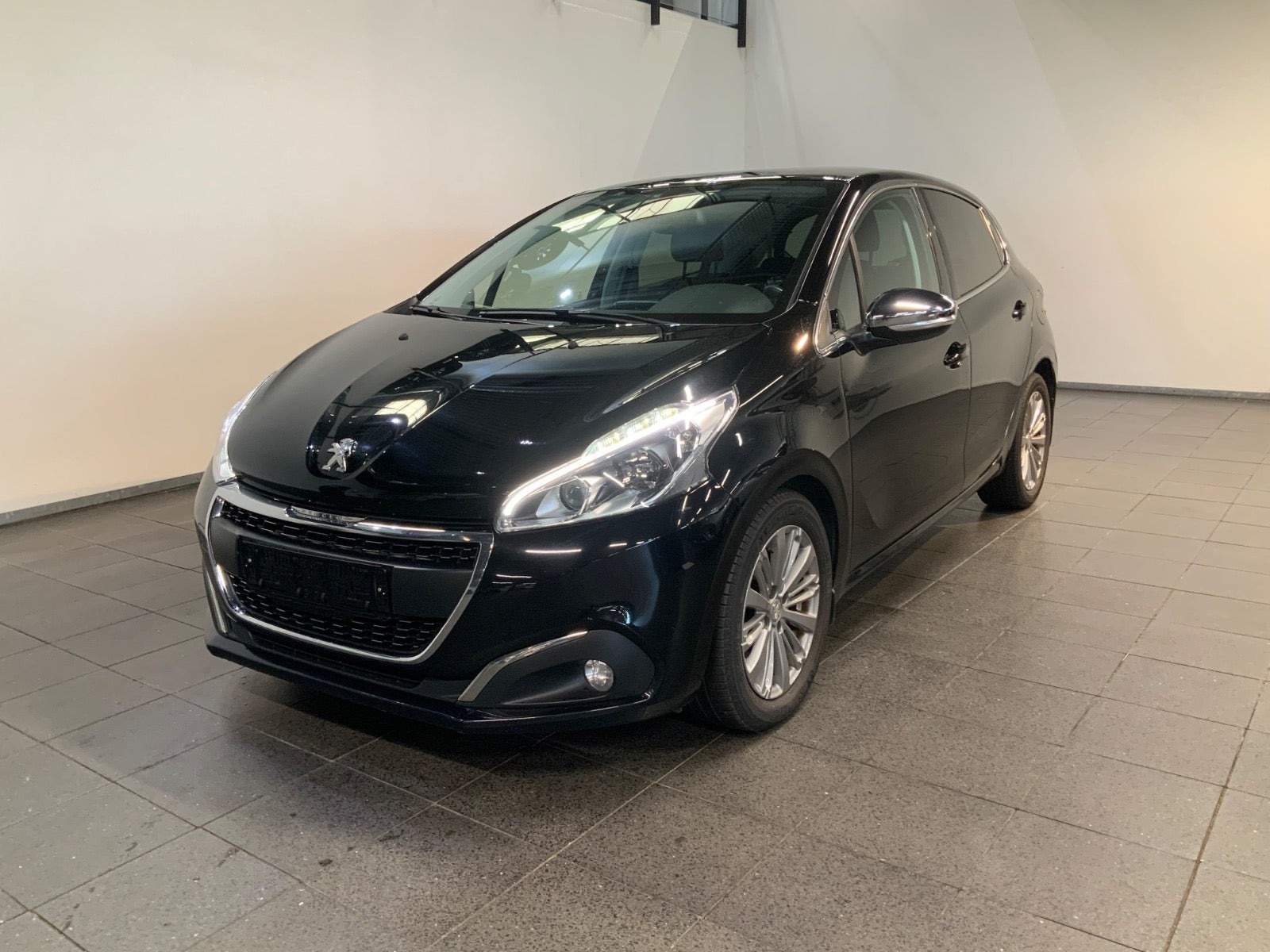 Peugeot 208 1,6 BlueHDi 100 Desire