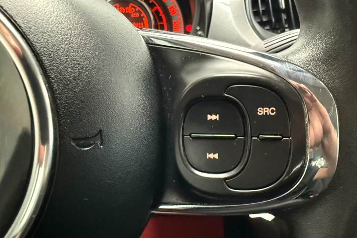 Grå Fiat 500C fra 2015