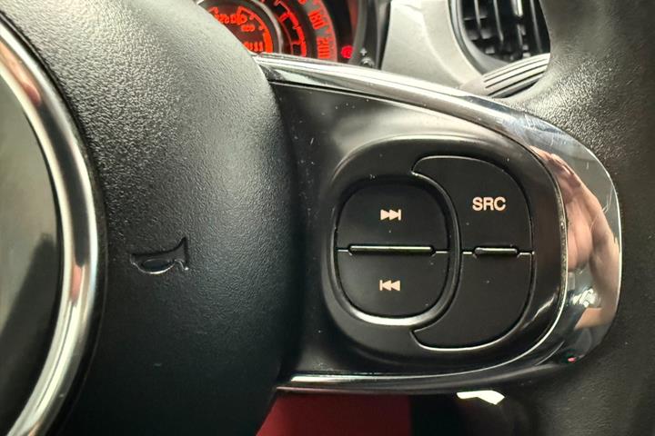 Grå Fiat 500C fra 2015