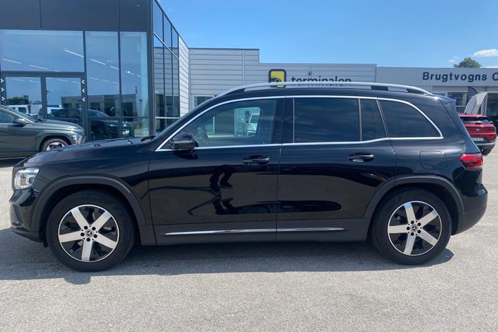 Sort Mercedes GLB200 d fra 2021