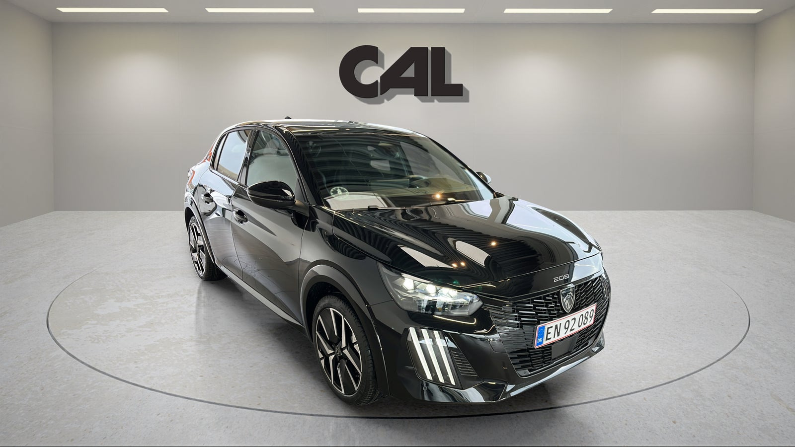 Sort Peugeot e-208 fra 2026