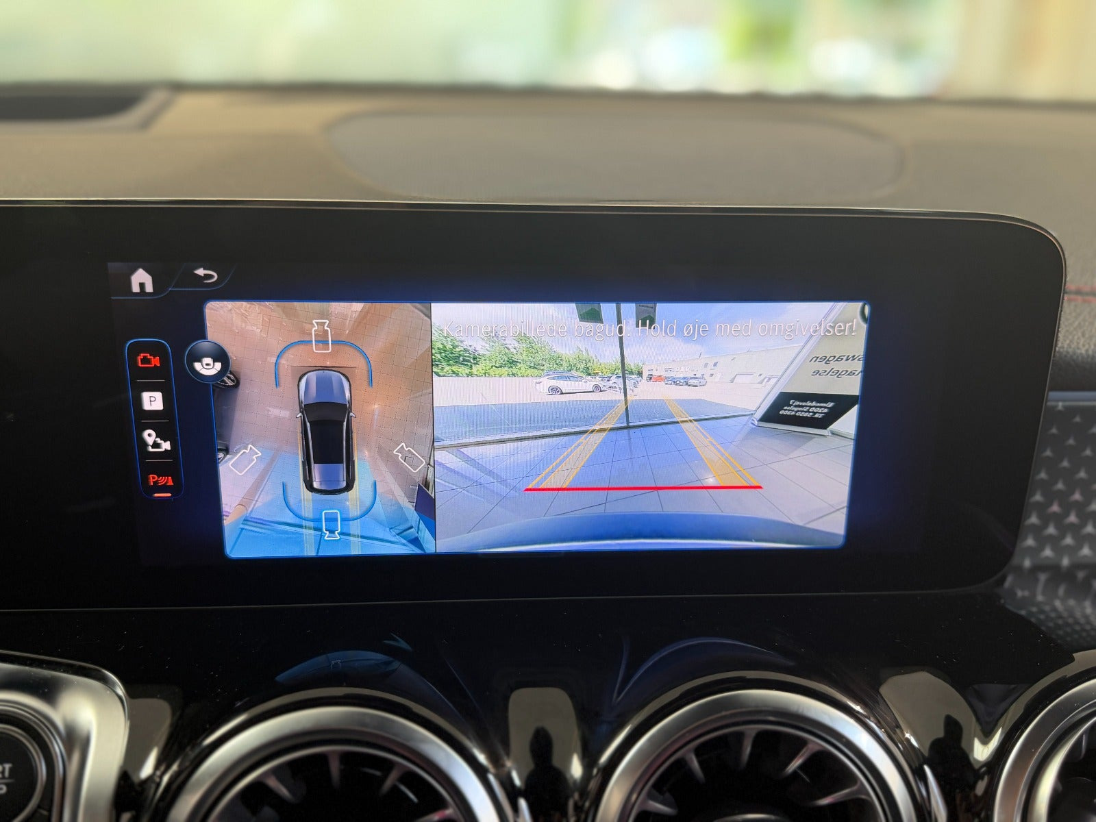 Grå Mercedes EQB250+ fra 2025