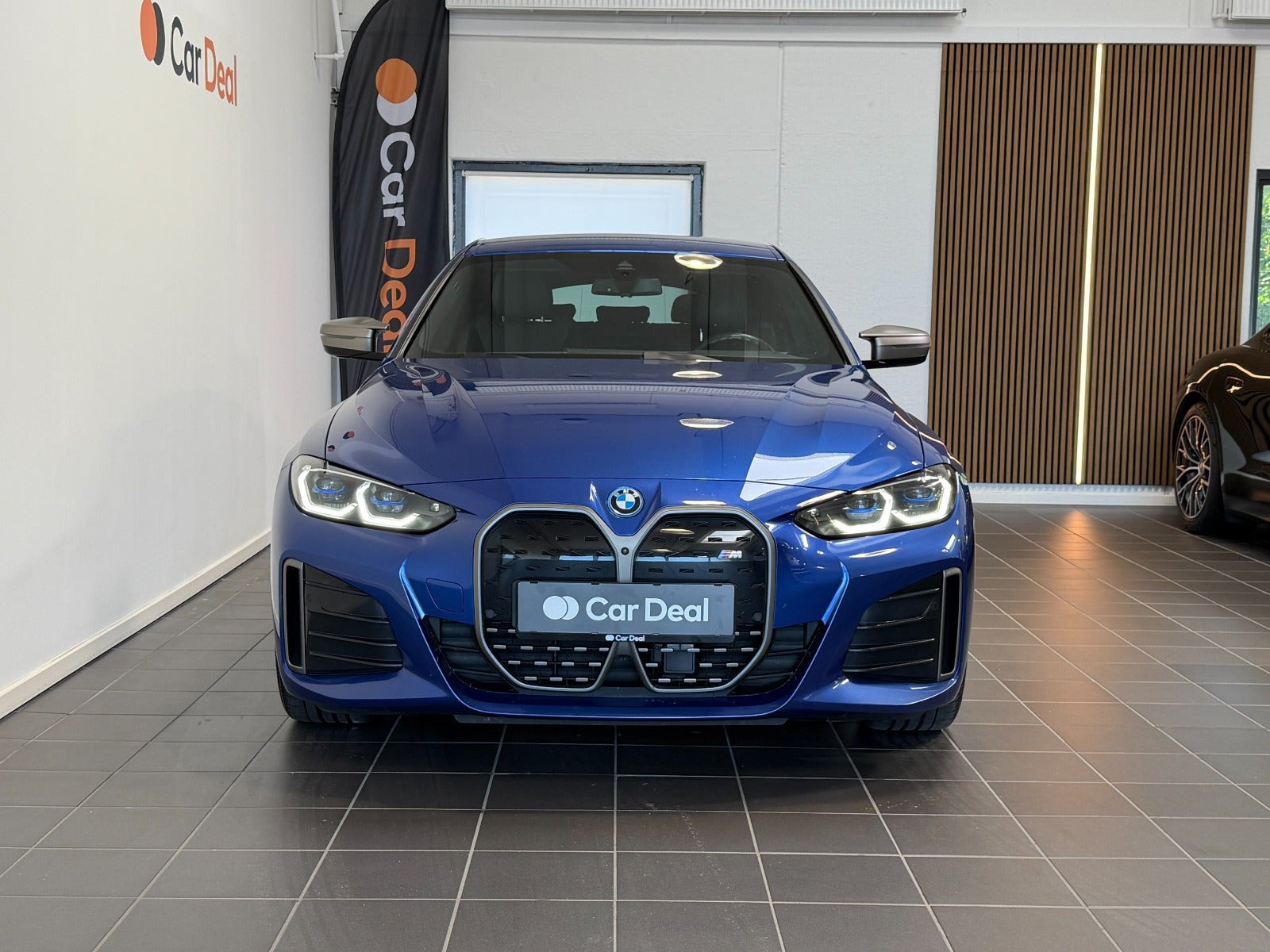Blå BMW i4 fra 2023
