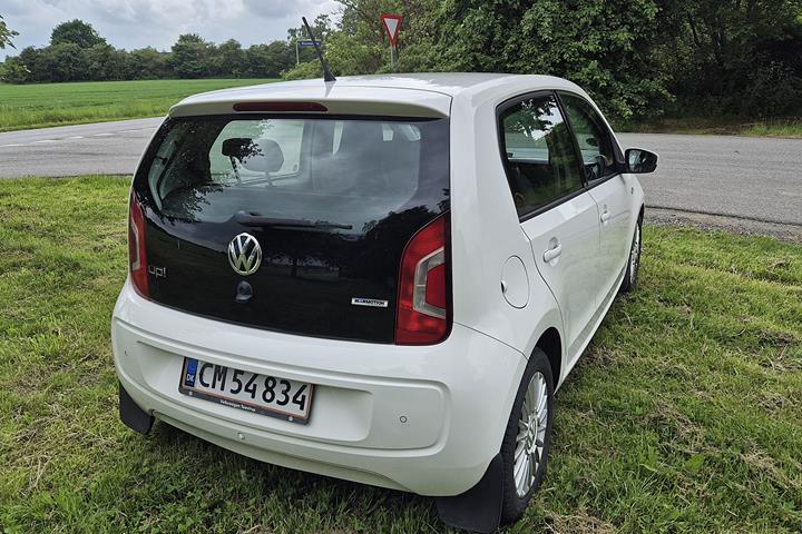 Hvid VW UP! fra 2016