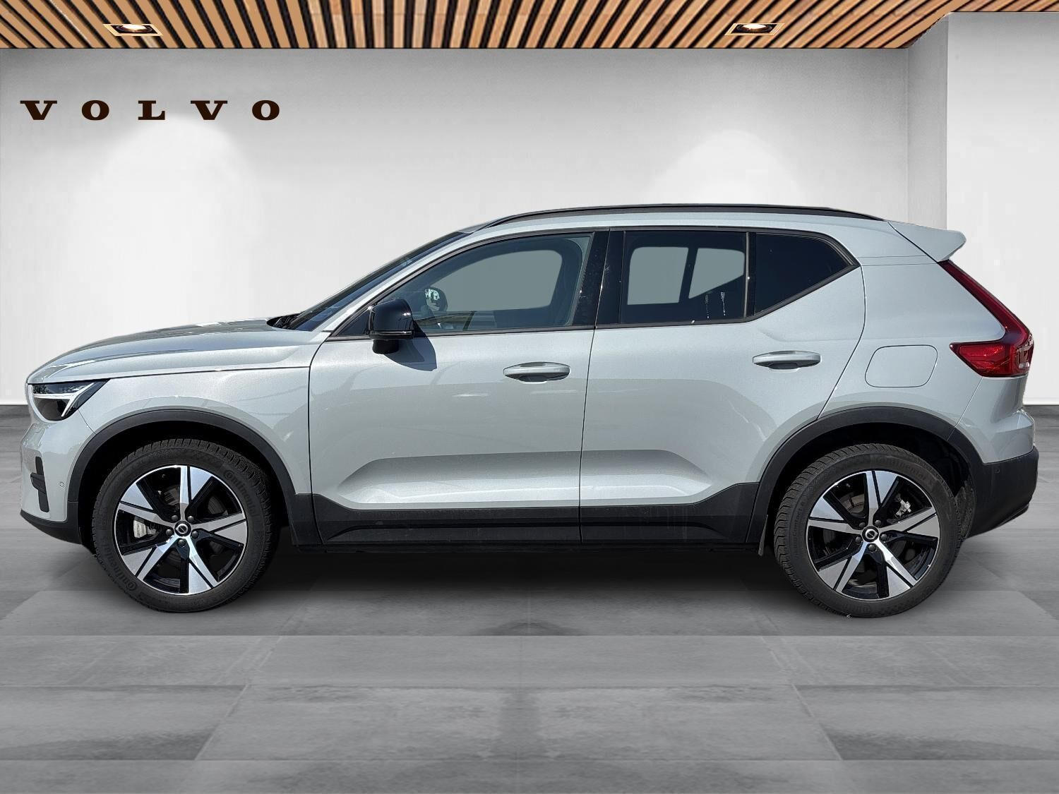 Grå Volvo EX40 fra 2024