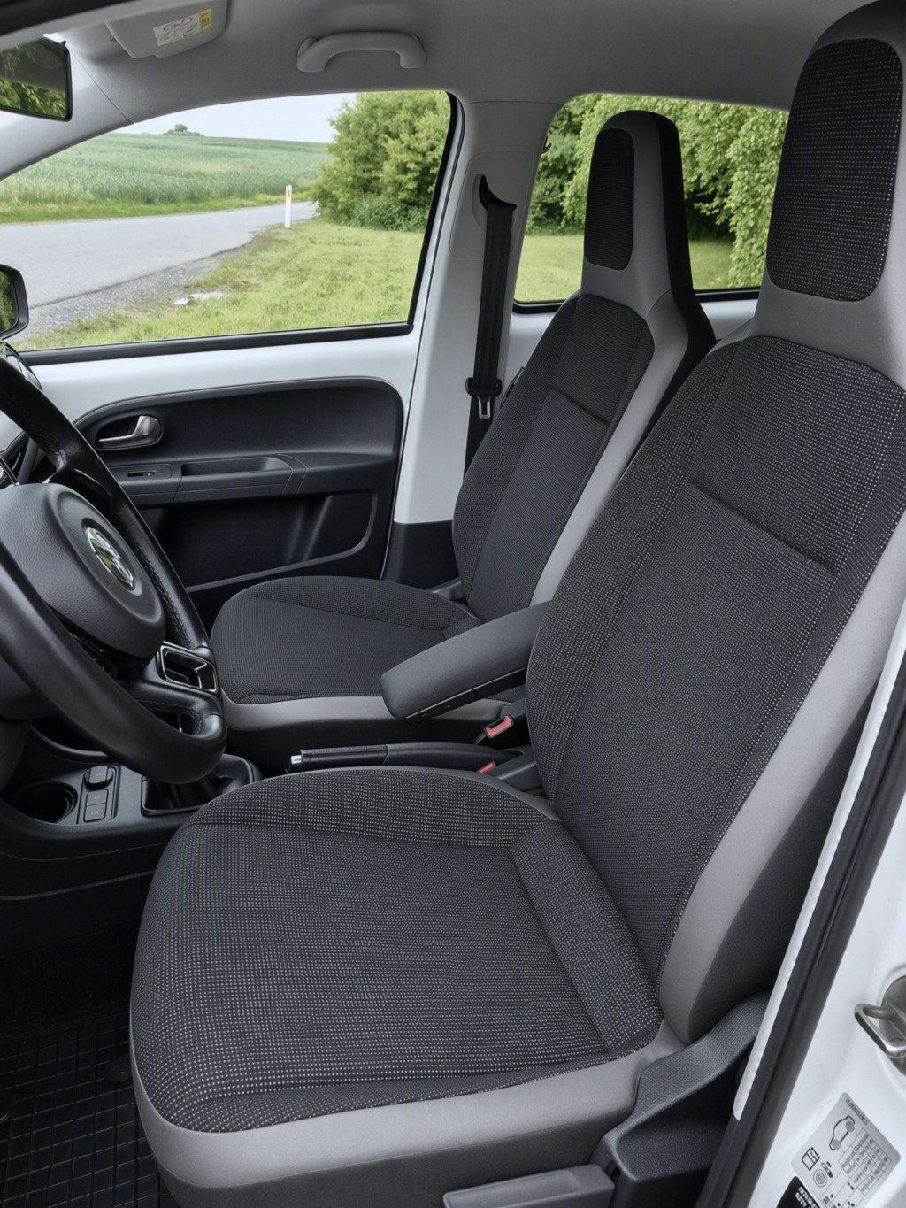 Hvid VW UP! fra 2016