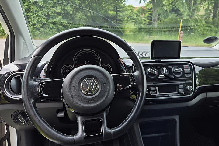 Hvid VW UP! fra 2016