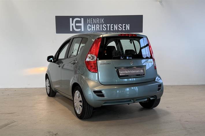 Grøn Suzuki Splash fra 2012