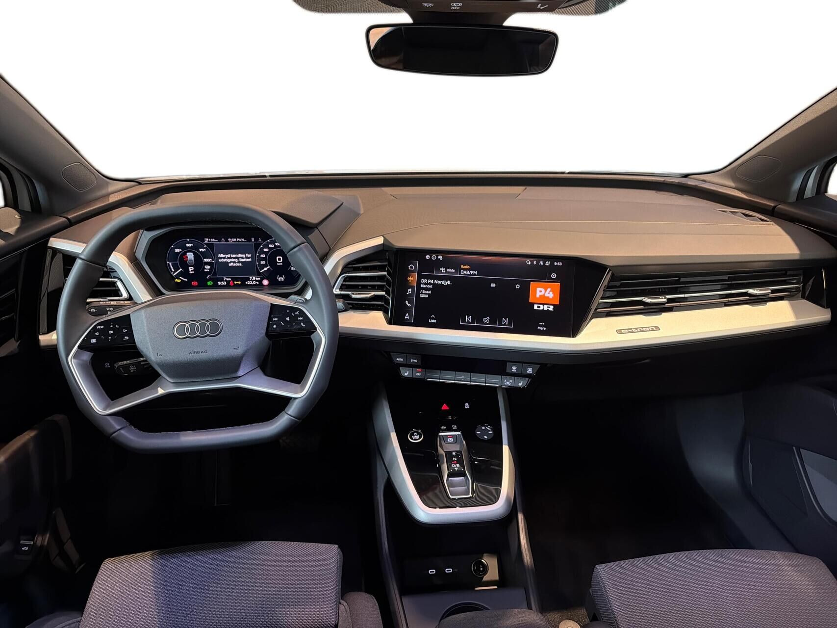 Hvid Audi Q4 fra 2026