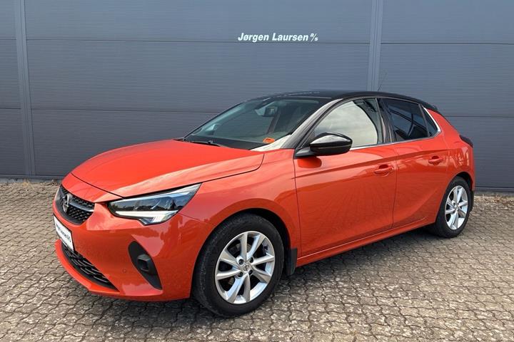 Orange Opel Corsa fra 2022 set udefra