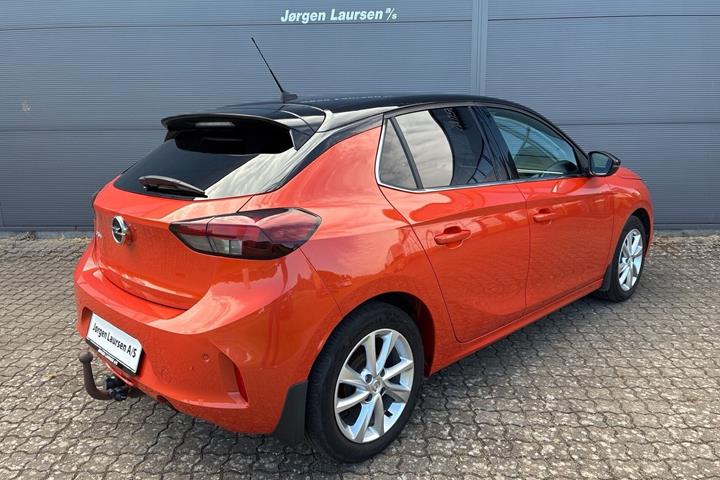 Orange Opel Corsa fra 2022