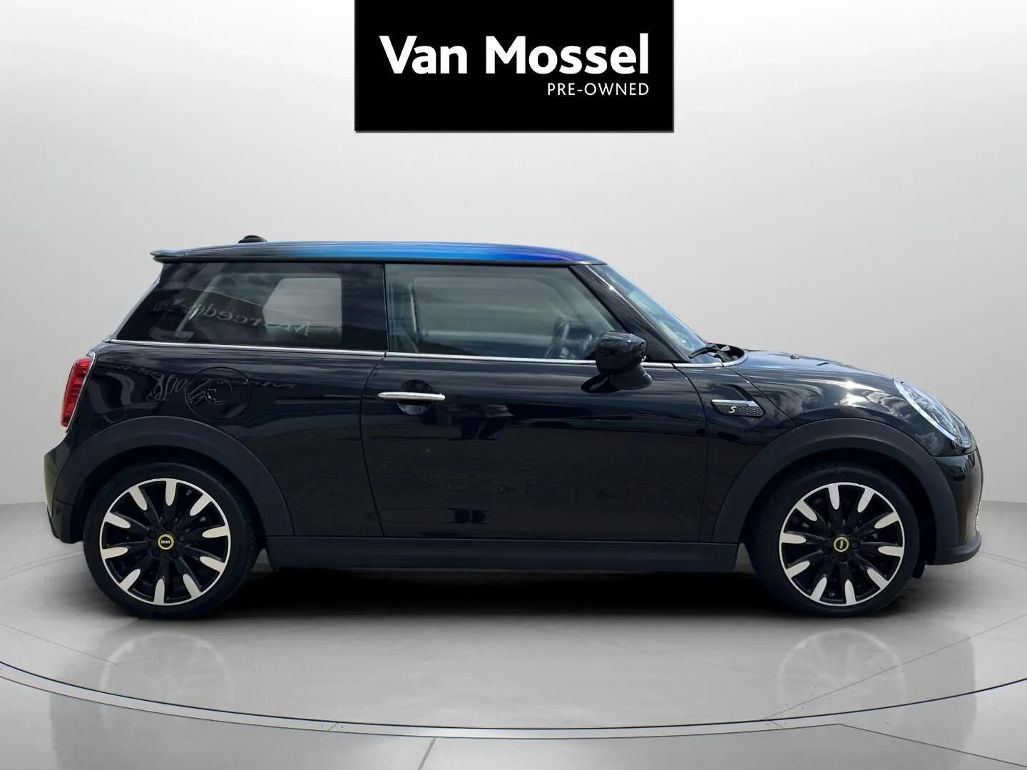 Sort Mini Cooper fra 2021