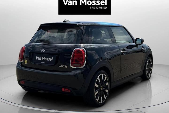 Sort Mini Cooper fra 2021